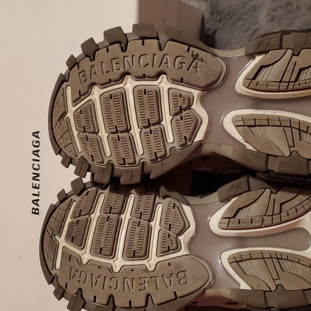 Balenciaga Sneakers - Picture 3 of 3